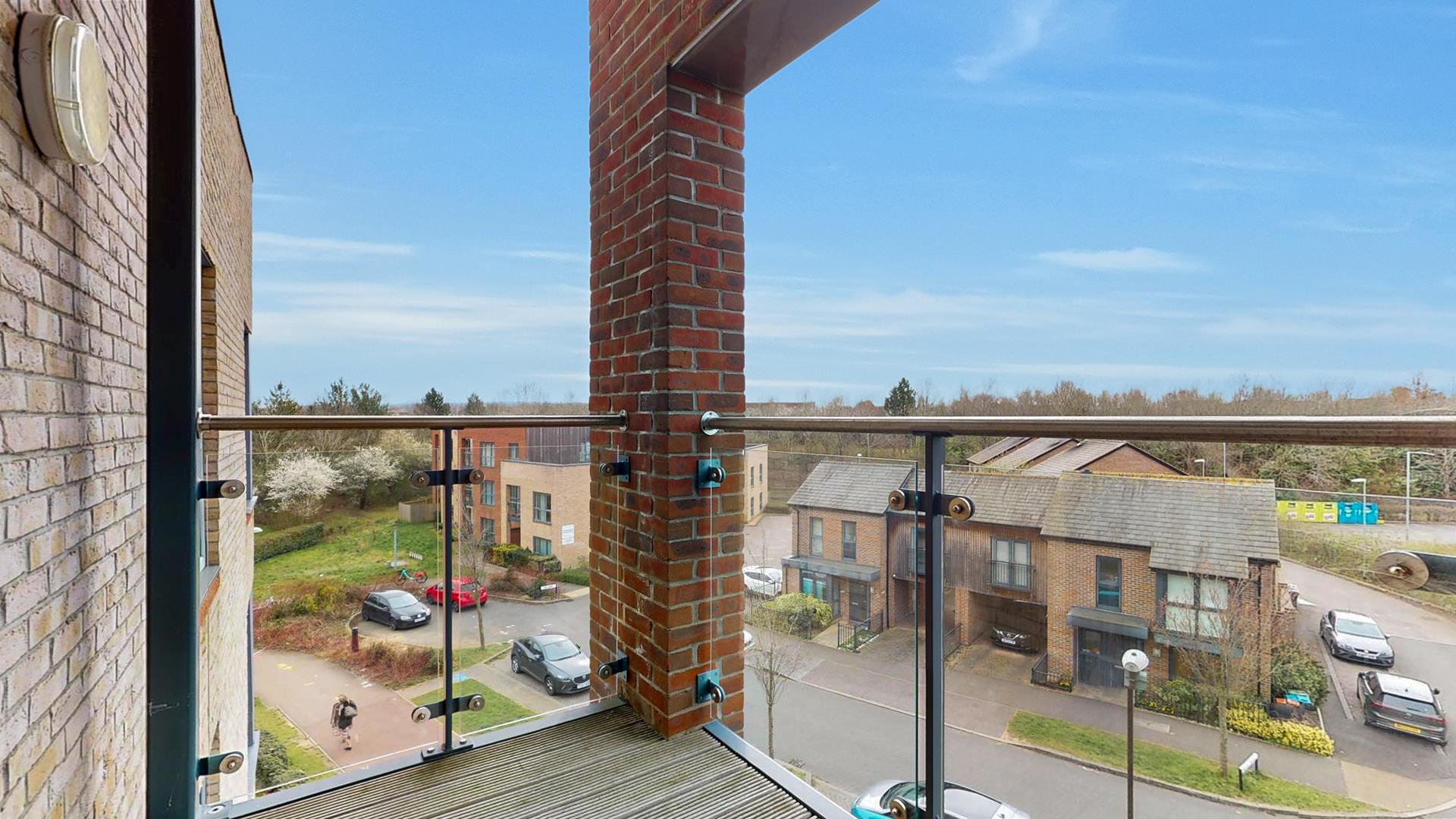2 bed property in Ada Walk, Milton Keynes